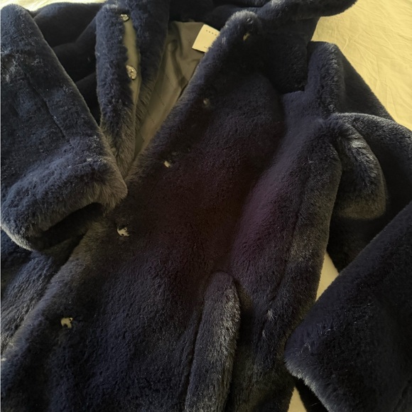 sandro fur coat - Picture 10 of 10